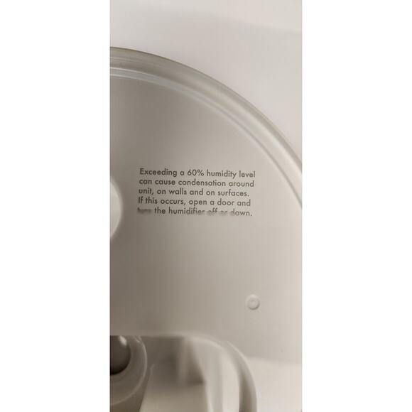 Vicks Filter Free Cool Mist Humidifier, White, VUL545/ New In Box - Picture 9 of 14